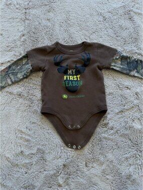 Infant Size 9-12M John Deere Clothing - Brown